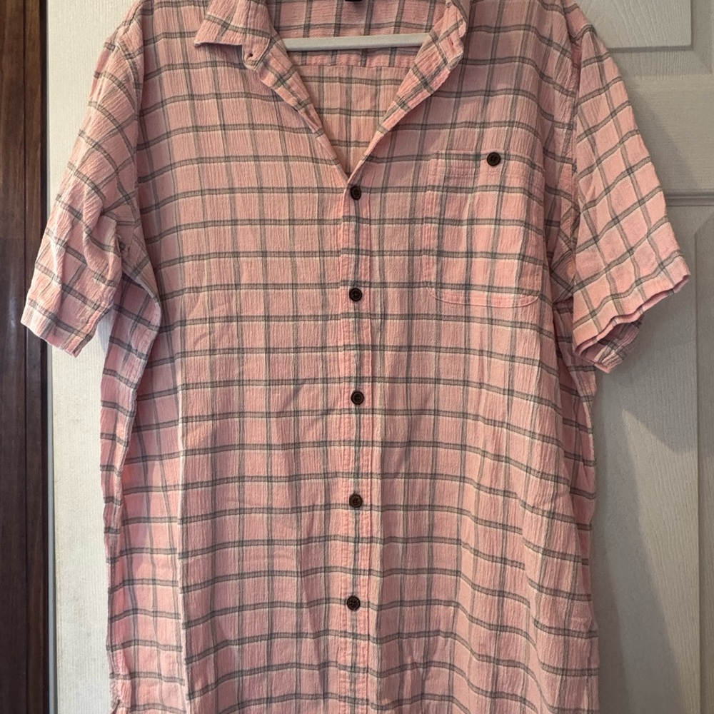 Patagonia Men's Pink and Gray Plaid Button Down Shirt